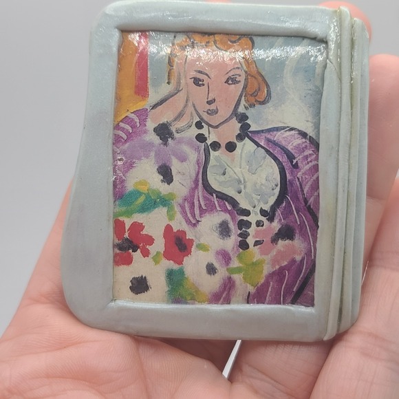 Vintage Matisse Brooch Lady Purple Robe Signed - Picture 8 of 13